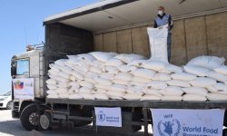 صنعاء ترفض “250” ألف كيس دقيق  فاسد من الأغذية العالمي